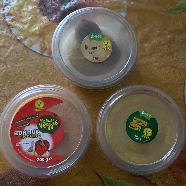 photo of Vemondo hummus shared by @chiarado on  07 Jan 2023 - review