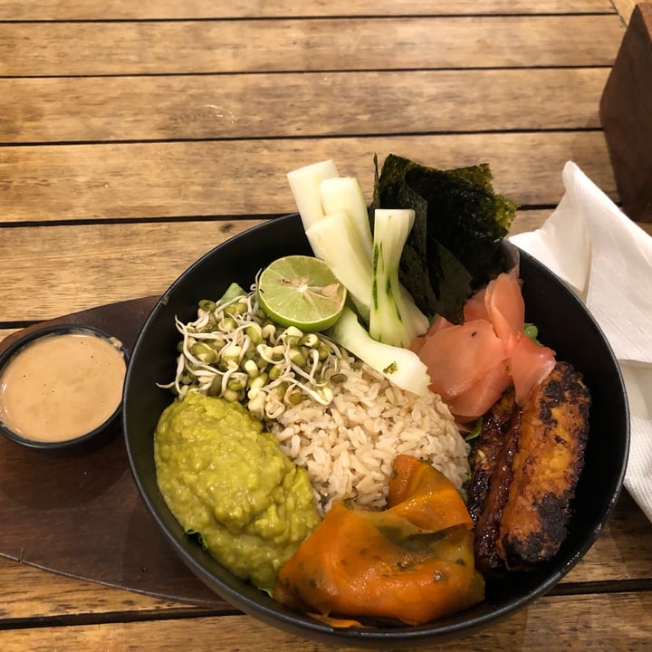 photo of Eat.Co Sushi Bowl shared by @rainklau on  17 Apr 2023 - review