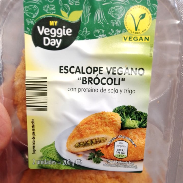 photo of My veggie day Escalope vegano "brócoli" shared by @berengueremy on  29 Dec 2022 - review