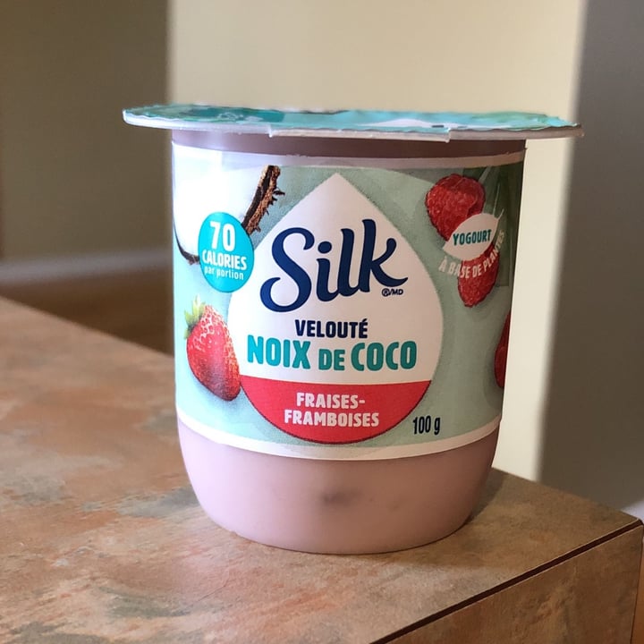 photo of Silk Smooth coconut yogurt shared by @biztheresa on  23 Apr 2023 - review