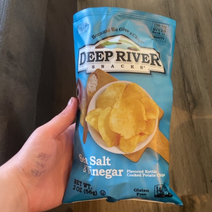 photo of Deep river snacks Sea Salt & Vinegar shared by @baileymac on  16 Aug 2023 - review