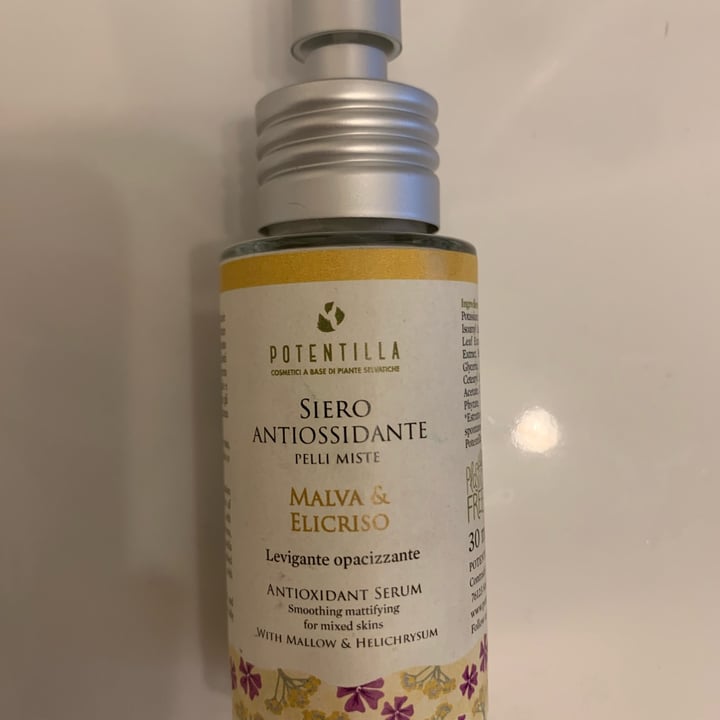 photo of Potentilla Siero antiossidante per pelli miste shared by @leila89 on  06 Apr 2023 - review