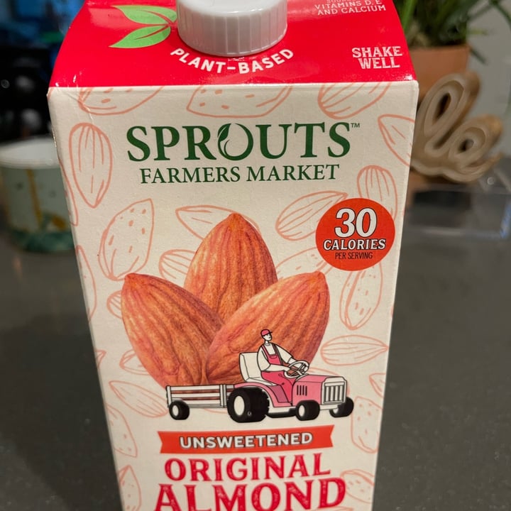 photo of Sprouts Farmers Market Almond milk unsweetened original shared by @sedahere on  08 Feb 2023 - review