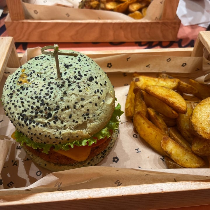 photo of Flower Burger Jungle BBQ shared by @aldoveg on  13 Aug 2023 - review