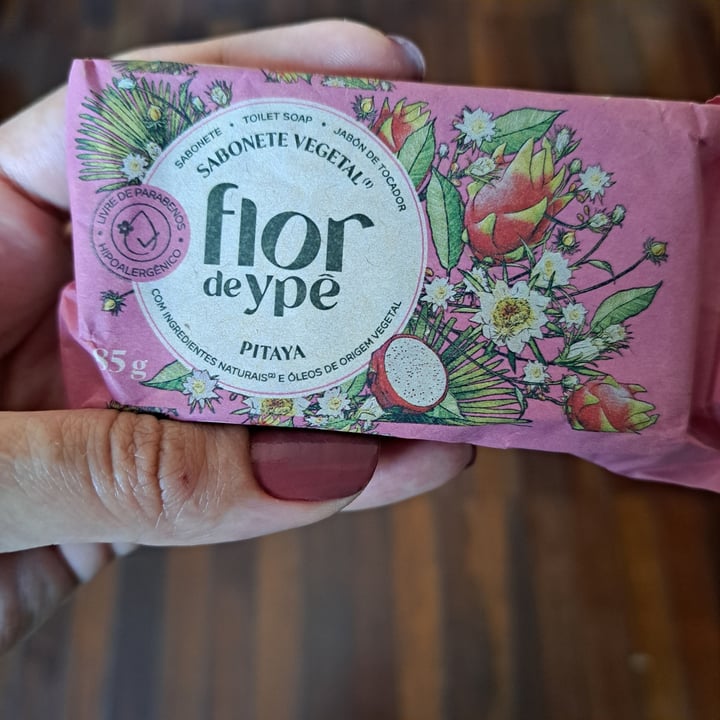 photo of Flor de Ypê Sabonete Flor de Ypê - Pitaya shared by @marina79 on  26 Mar 2023 - review