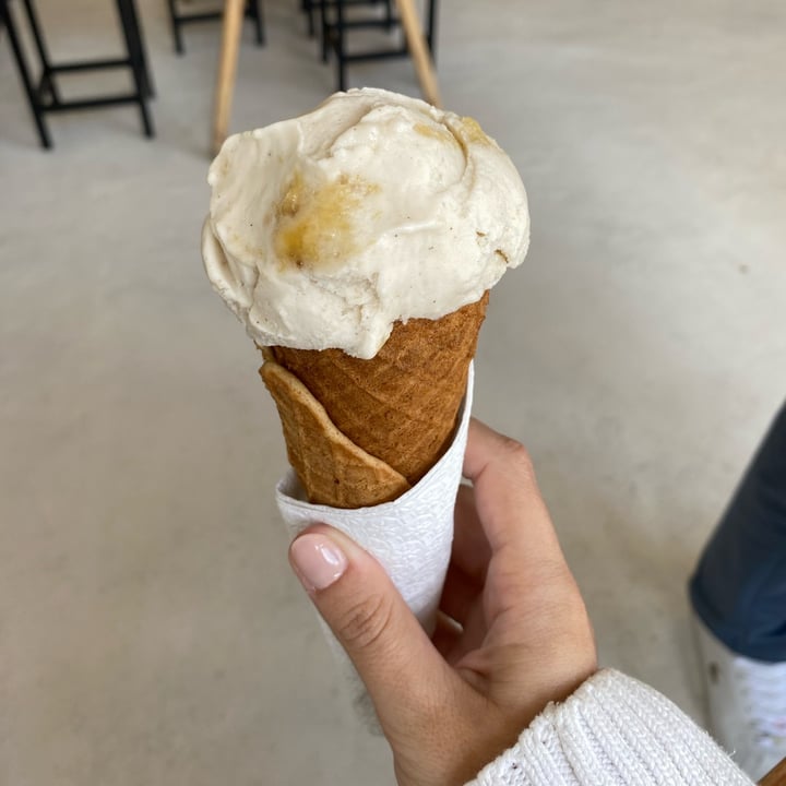 photo of ditto Banging Banoffee Ice Cream shared by @clarisenilene on  17 Apr 2023 - review