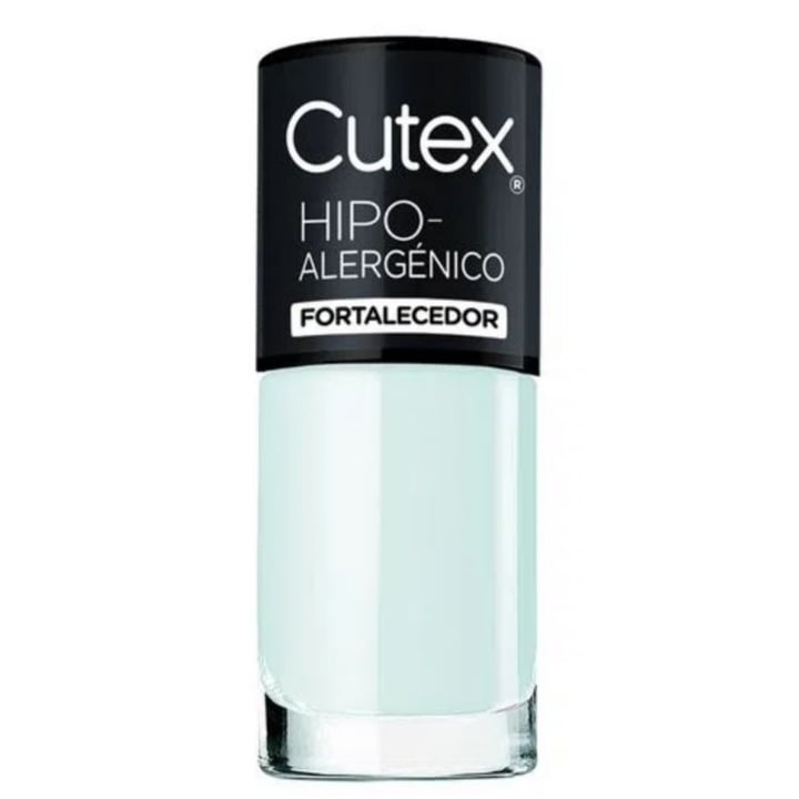 photo of Cutex Esmalte Hipoalergénico Celeste shared by @barbuchi96 on  04 Jan 2023 - review
