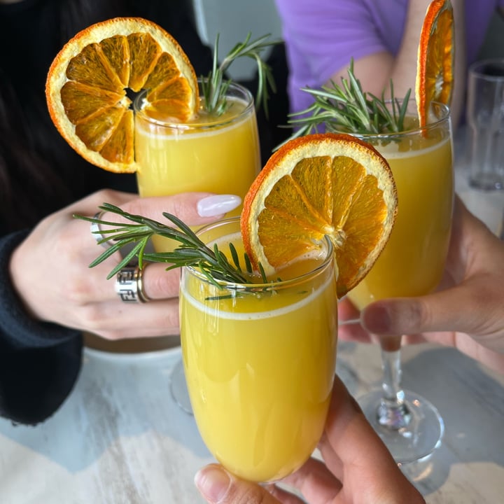 photo of Astoria Bistro Botanique Mimosa shared by @laurjc on  05 Mar 2023 - review