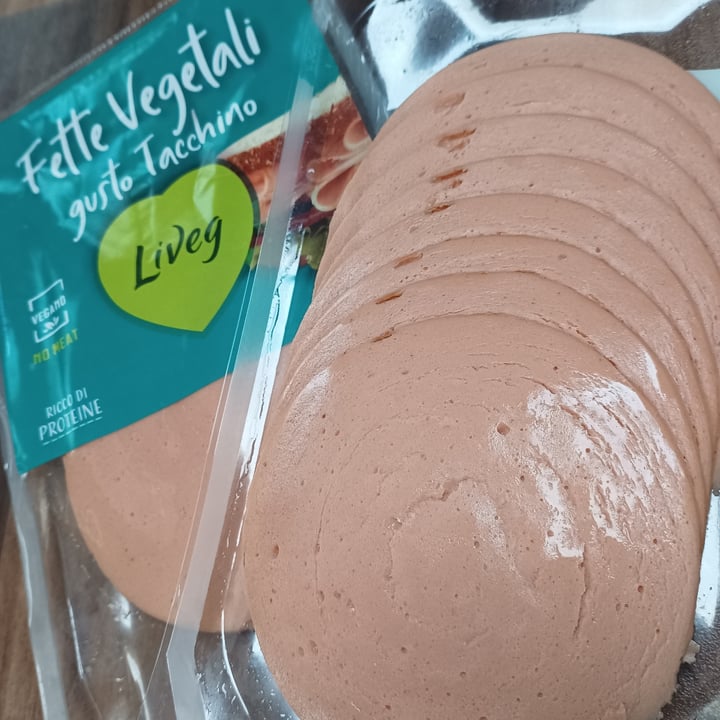 photo of Liveg fette vegetali gusto tacchino shared by @albetty on  16 May 2023 - review