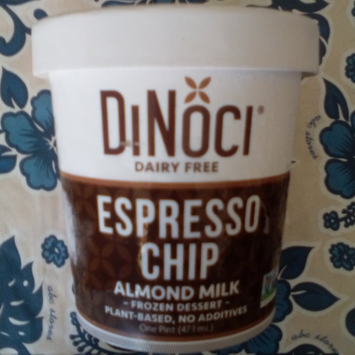 photo of DiNoci Espresso Chip Frozen Dessert shared by @feelideal on  23 Nov 2022 - review