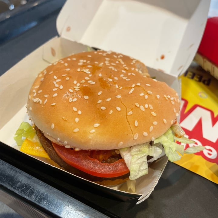 photo of McDonald’s McPlant shared by @vegzari on  20 Apr 2023 - review