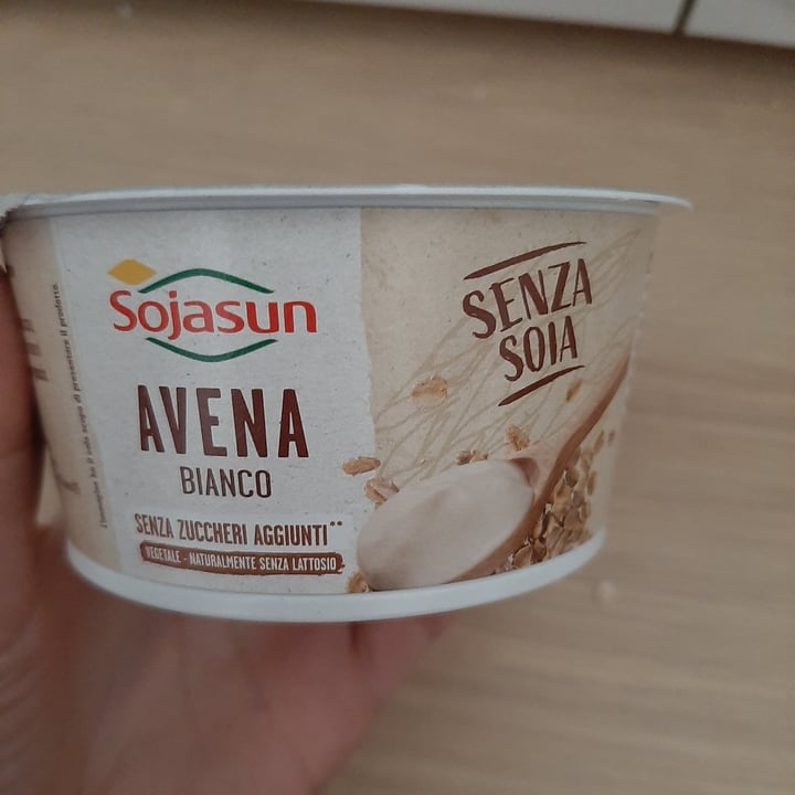 photo of Sojasun yogurt avena shared by @zxcvbnm12 on  21 Feb 2023 - review