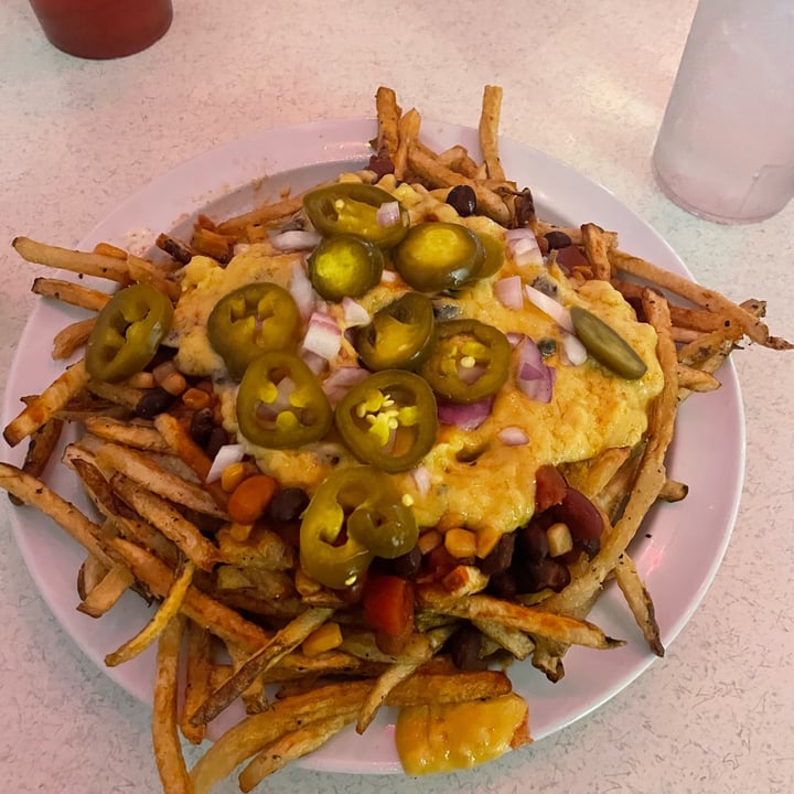 photo of Mid City Grill Garbage Fries shared by @whittemorel on  09 Jun 2023 - review