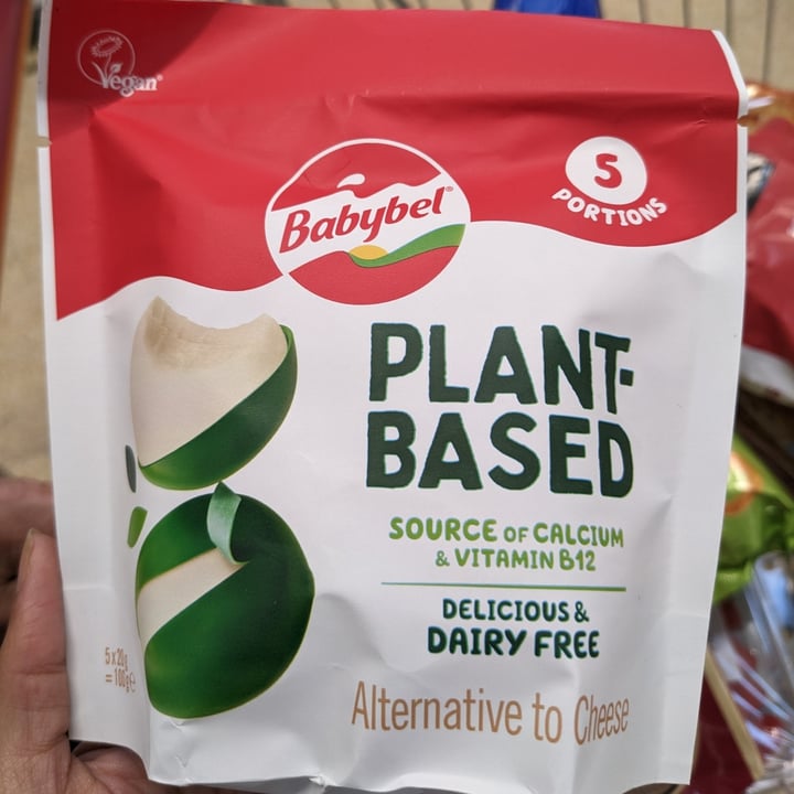 photo of Babybel Plant-Based Cheese Alternative shared by @chandnibhudia on  02 Jan 2023 - review
