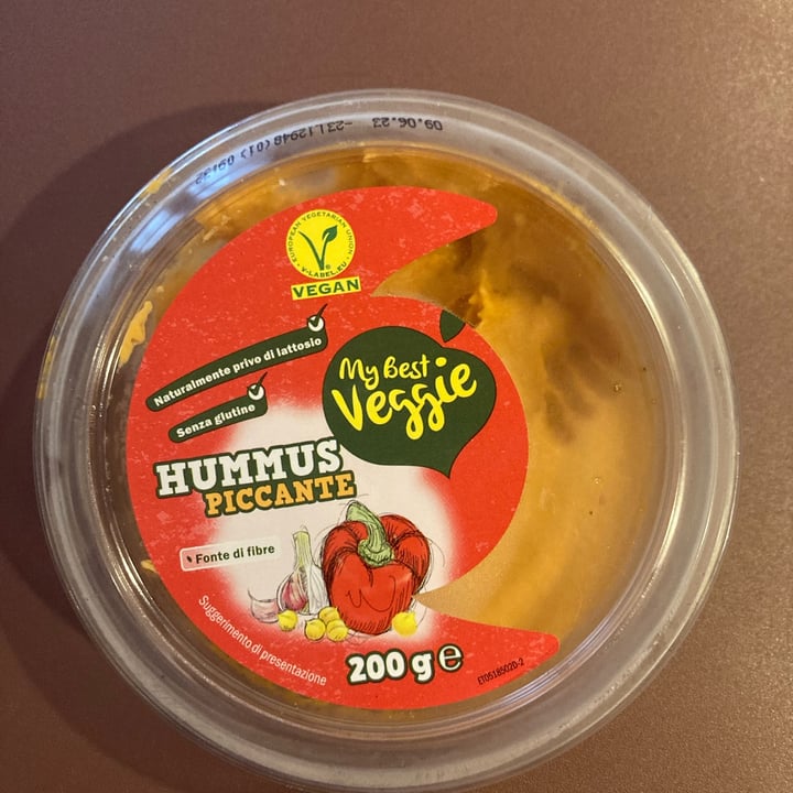 photo of My Best Veggie Hummus Piccante shared by @tiure on  05 Jun 2023 - review