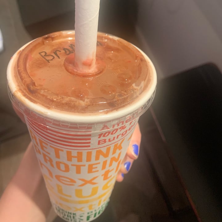 photo of Next Level Burger Hawthorne Chocolate Shake shared by @savocado on  19 Apr 2023 - review