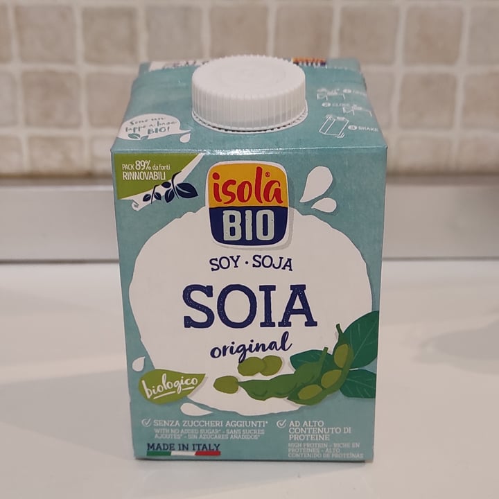 photo of Isolabio Bevanda vegetale di soia shared by @niklabelloli1 on  15 Feb 2023 - review