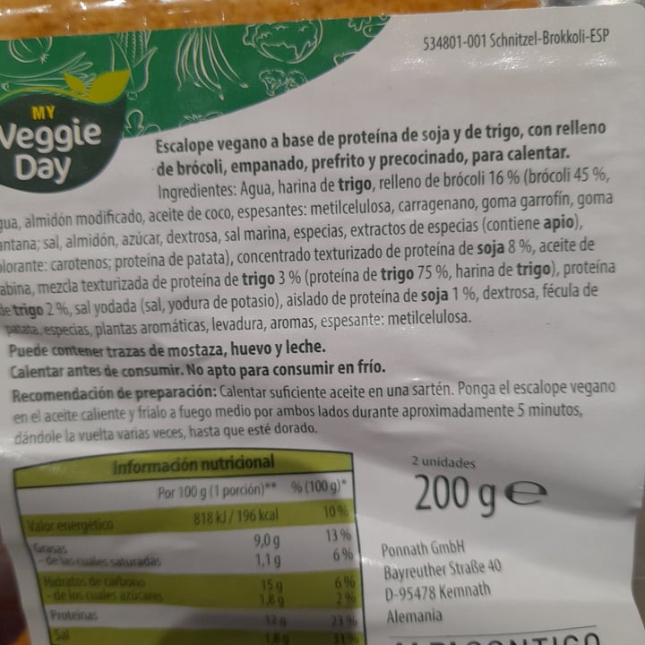 photo of My veggie day Escalope vegano "brócoli" shared by @danielgl on  25 Feb 2023 - review