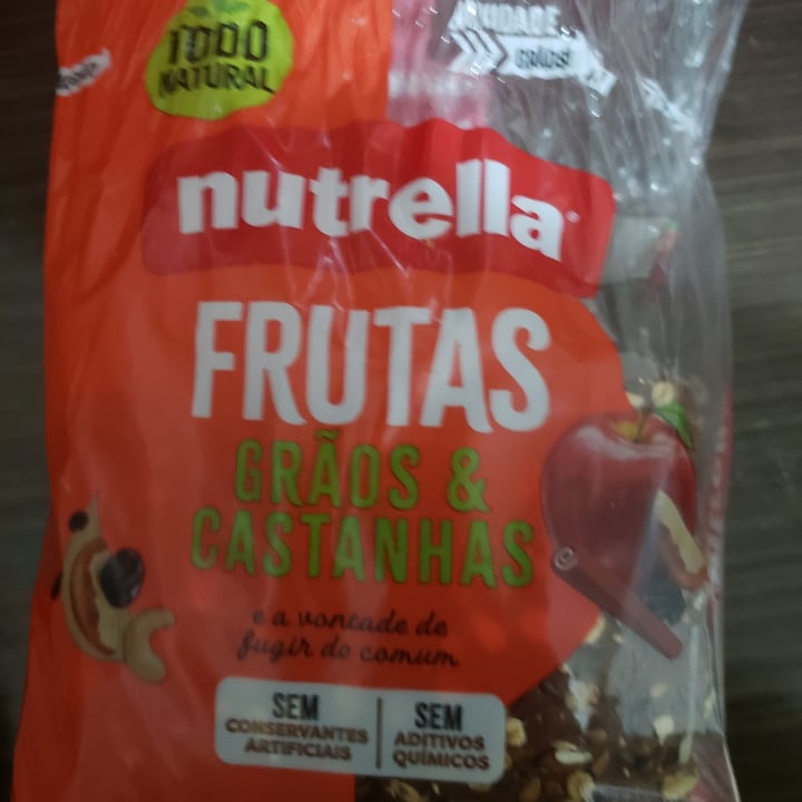 photo of Nutrella Pão 100% integral shared by @alessandraoliveira on  20 Dec 2022 - review
