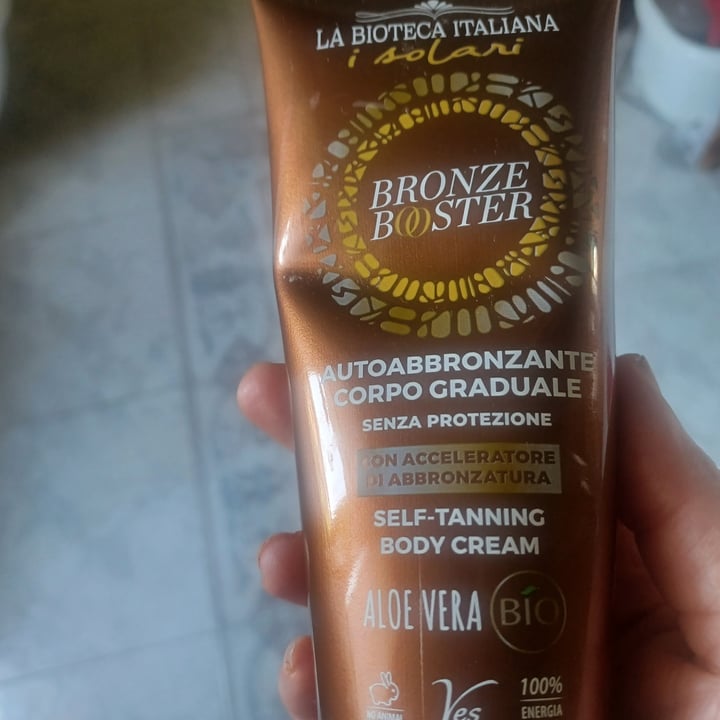 photo of La Bioteca Italiana bronze booster shared by @giovannamag on  11 Jun 2023 - review