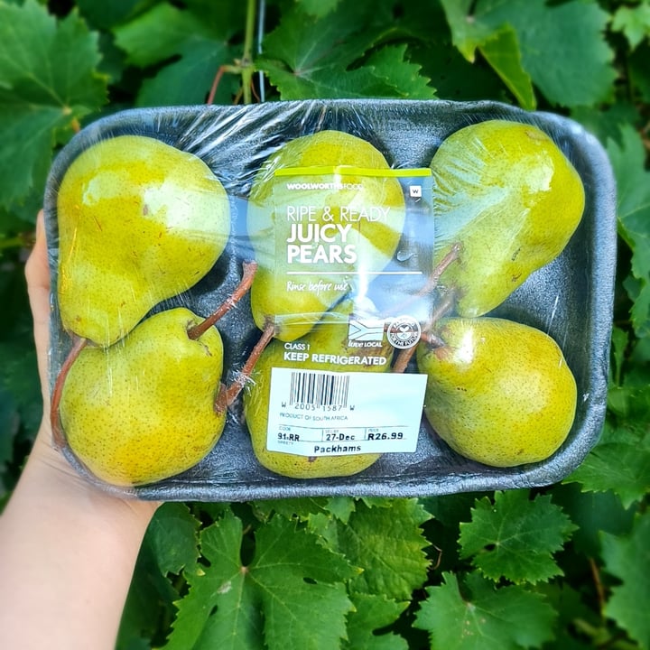 photo of Woolworths Food Forelle pears shared by @craynie on  10 Apr 2023 - review