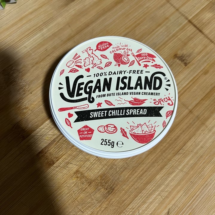 photo of Vegan island Dairy Free Spread sweet chili shared by @demaaaaaa on  08 Feb 2023 - review