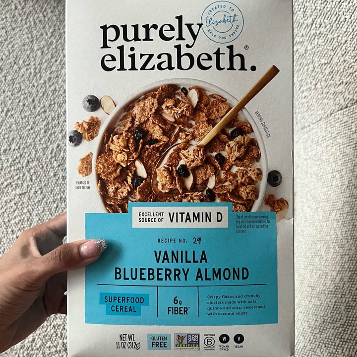 photo of Purely Elizabeth vanilla blueberry almond superfood cereal shared by @pvxo on  25 Jul 2023 - review