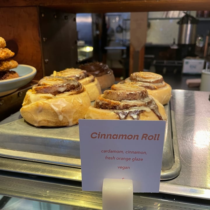 photo of The Rose Establishment Cinnoman Roll shared by @ekelcem on  15 Feb 2023 - review