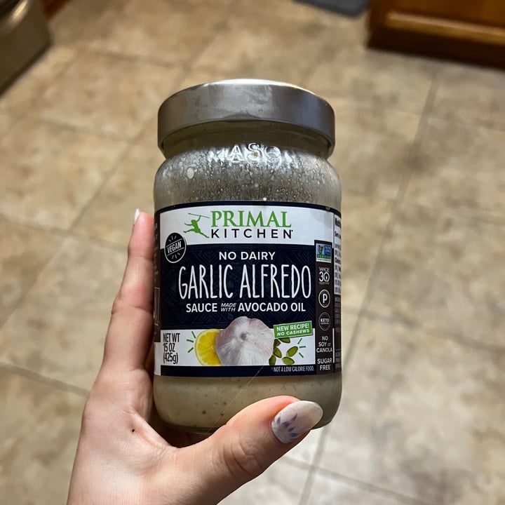 photo of Primal Kitchen Garlic Alfredo Sauce with Avocado Oil shared by @danidarling06 on  27 Mar 2023 - review