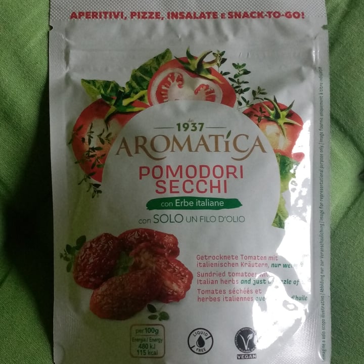 photo of Aromatica Pomodori secchi shared by @valeveg75 on  11 Jun 2023 - review