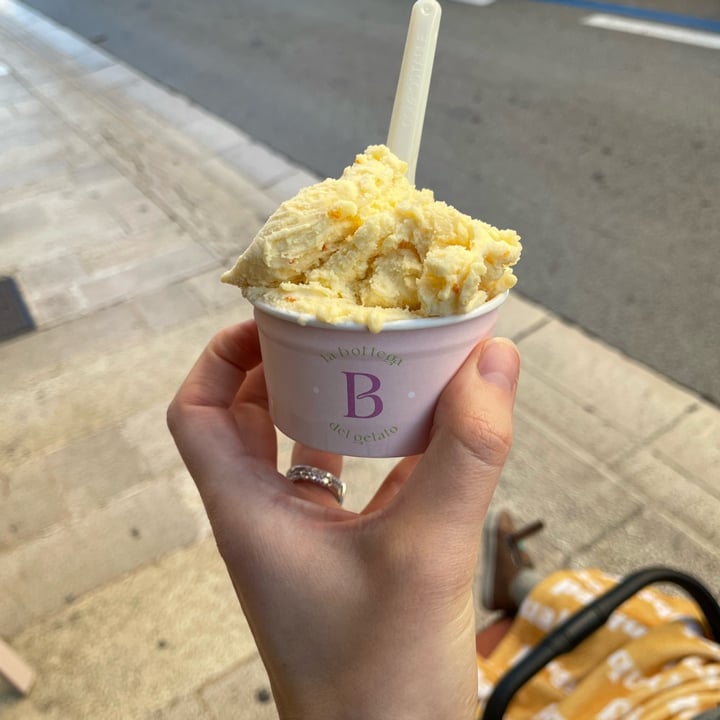 photo of La Bottega del Gelato Gelato Al Mandarino shared by @britts on  28 Dec 2022 - review