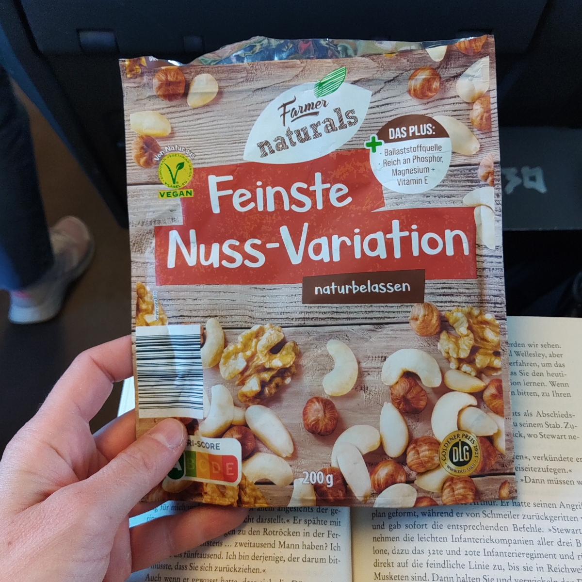 Feinste Nuss Variation from Farmer Naturals - Vegan Product Reviews ...