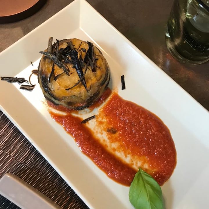 photo of GingerGi Veggie-Pop restaurant Melanzane alla parmigiana shared by @chiara85 on  20 Jun 2023 - review