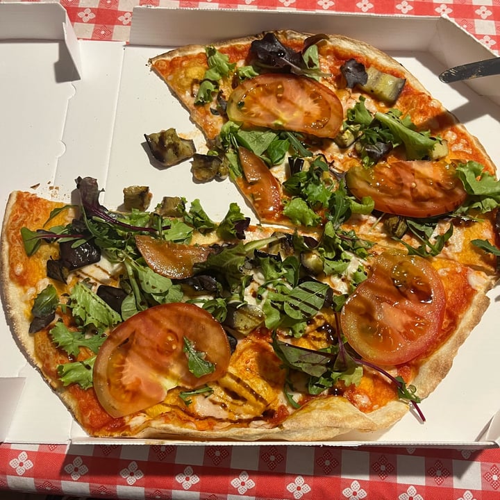 photo of Pizzeria Daniela Pizza n.8 giugno shared by @giuliettaveg on  09 Jun 2023 - review
