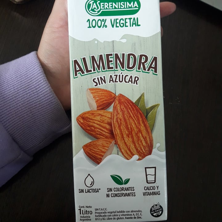 photo of La Serenísima Leche de almendras shared by @abiretamales on  30 Dec 2022 - review