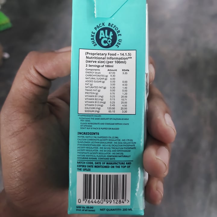 photo of Altco. Oat drink shared by @keerthan20 on  16 Jan 2023 - review