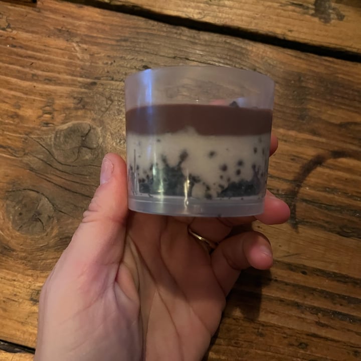 photo of Plant Kitchen (M&S) Creamy Cookie Pots shared by @gabriellademartino on  17 Jan 2023 - review