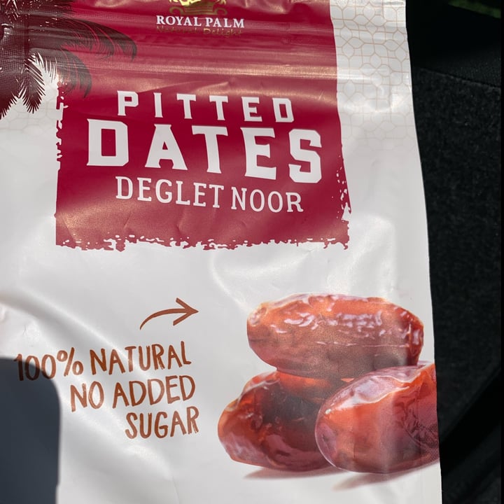 photo of Royal palm Pitted dates shared by @rochi09 on  01 Jun 2023 - review