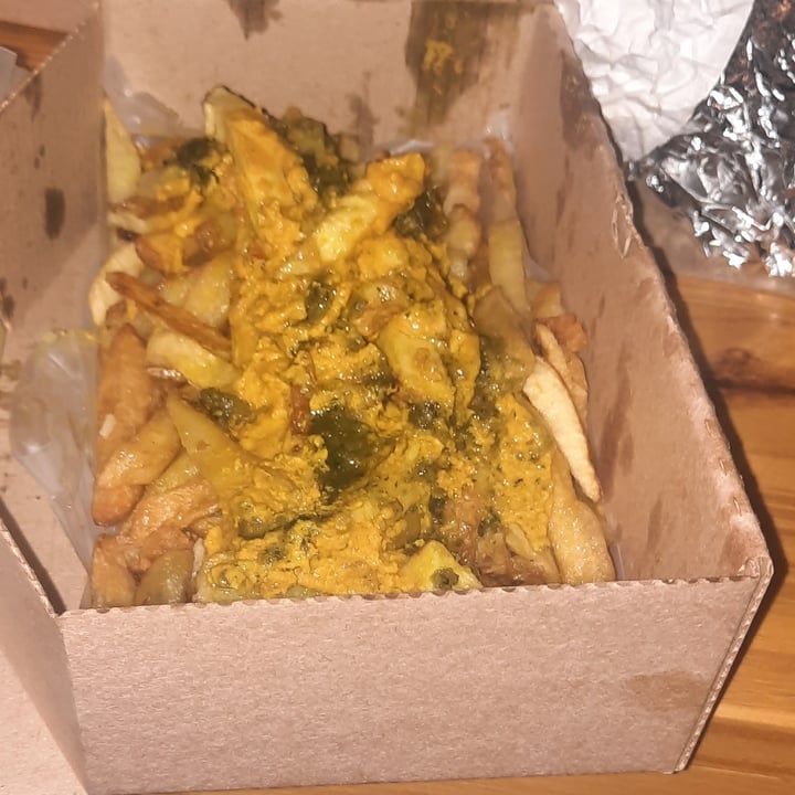 photo of Crisana Plant Based (Delivery y Take Away) Papas con cheddar y pesto shared by @marleneriolo on  14 Mar 2023 - review