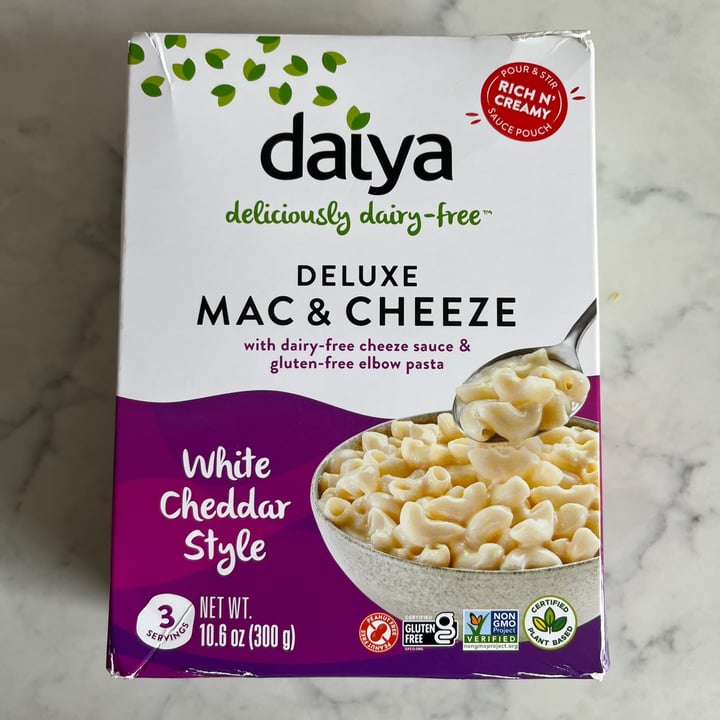 photo of Daiya Deluxe Mac and Cheese White Cheddar Style shared by @alistar on  28 Jul 2023 - review