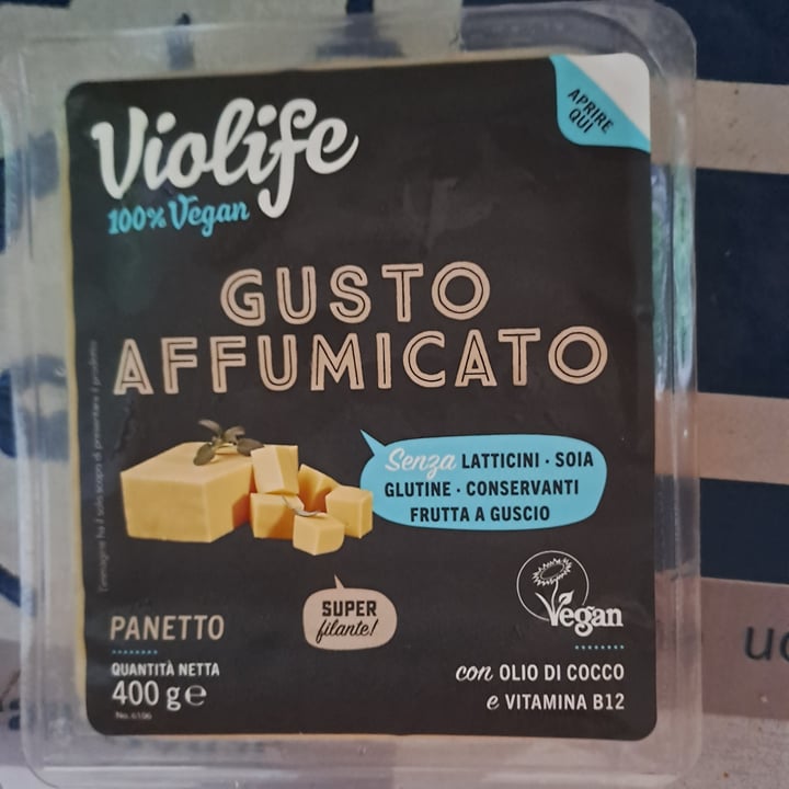 photo of Violife Gusto affumicato shared by @vegantizi on  22 Jul 2023 - review
