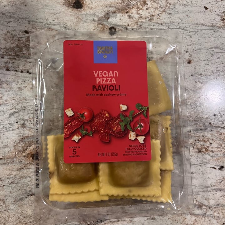 photo of Tabitha Brown Vegan Pizza Ravioli shared by @dianna on  01 Mar 2023 - review
