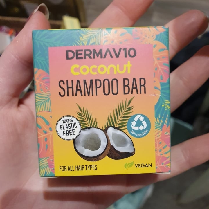 photo of Derma V10 Coconut shampoo bar shared by @laurenmitchell on  25 May 2023 - review