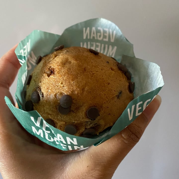 photo of Lidl Vegan Muffin shared by @stefveg97 on  24 Jan 2023 - review
