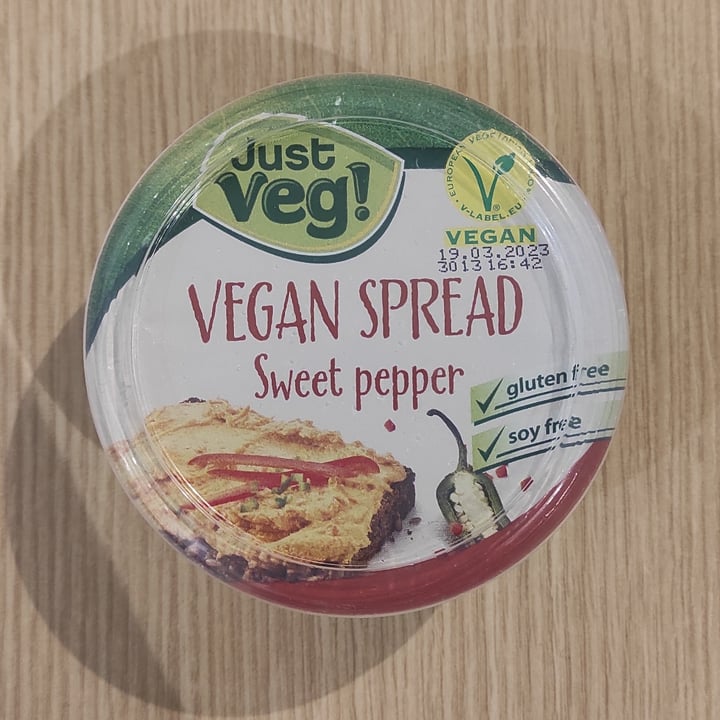 photo of Just Veg! (ALDI Italy) Vegan spread sweet pepper shared by @niklabelloli1 on  20 Feb 2023 - review