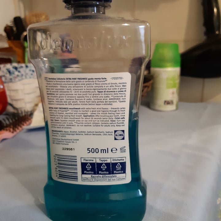 photo of Dentalux Colluttorio extra mint freshness shared by @silviaghibs on  23 Feb 2023 - review