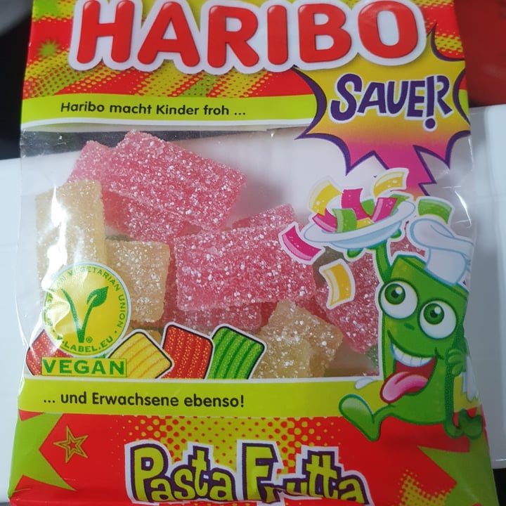 photo of Haribo Pasta Frutta Sauer shared by @mushroomtarian on  30 Mar 2023 - review