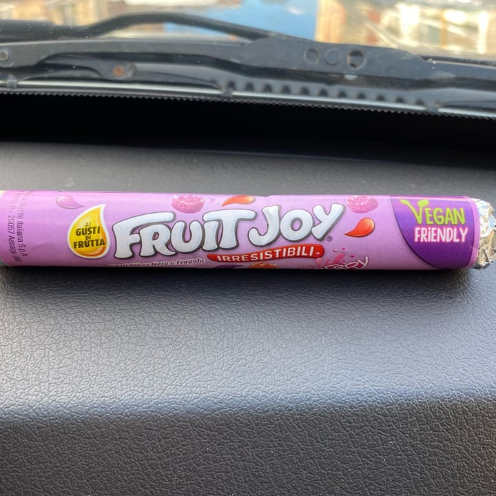 photo of Nestlé Fruit Joy Maxi Tubo Vegan shared by @elsinore on  04 May 2023 - review