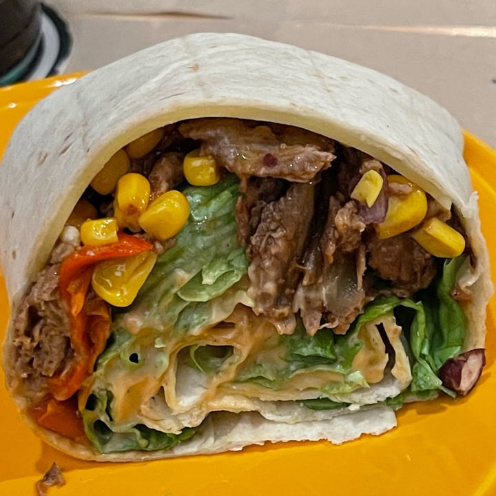 photo of RUTZ Chili Wrap shared by @therealveganfox on  08 Apr 2023 - review