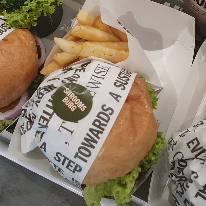 photo of VEGANBURG Woodleigh Shrooms Burg shared by @okthanks on  14 Jul 2023 - review